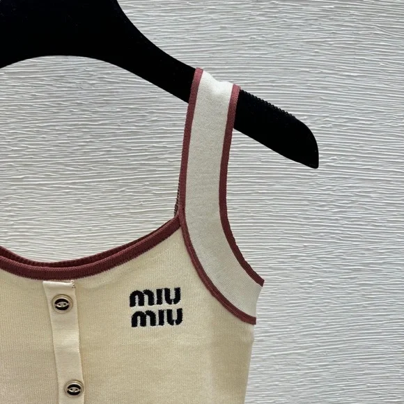 Miu Miu vest - Picture 3 of 5